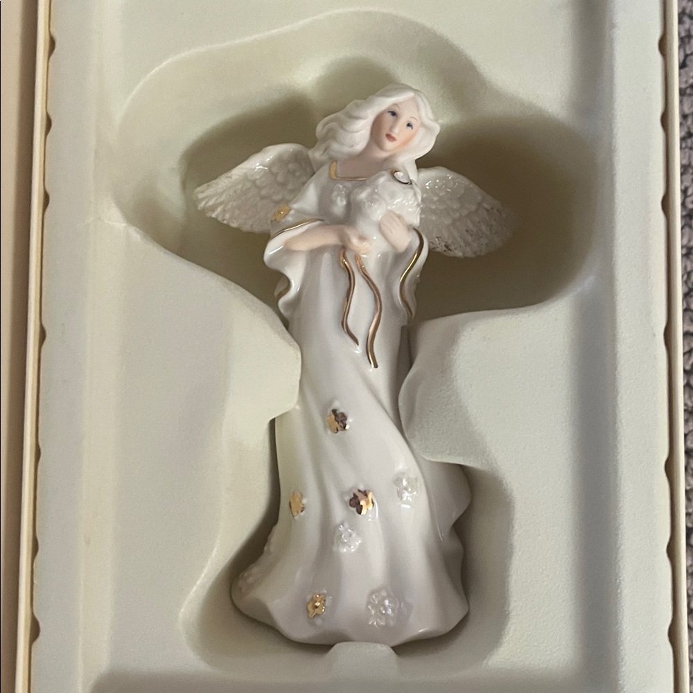 Lenox October Angel Figurine - Cream and Gold. GUARDIAN ANGEL